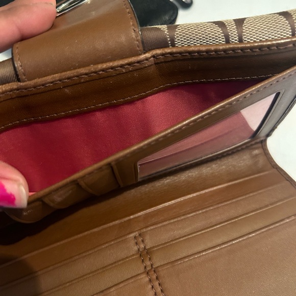 Coach Brown Signature Wallet viintge - Picture 4 of 7